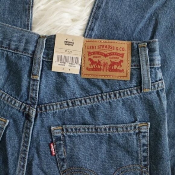 NWT Levis Dark Blue Wash High Rise Straight Leg Cropped Jeans Size 27 - Picture 9 of 11